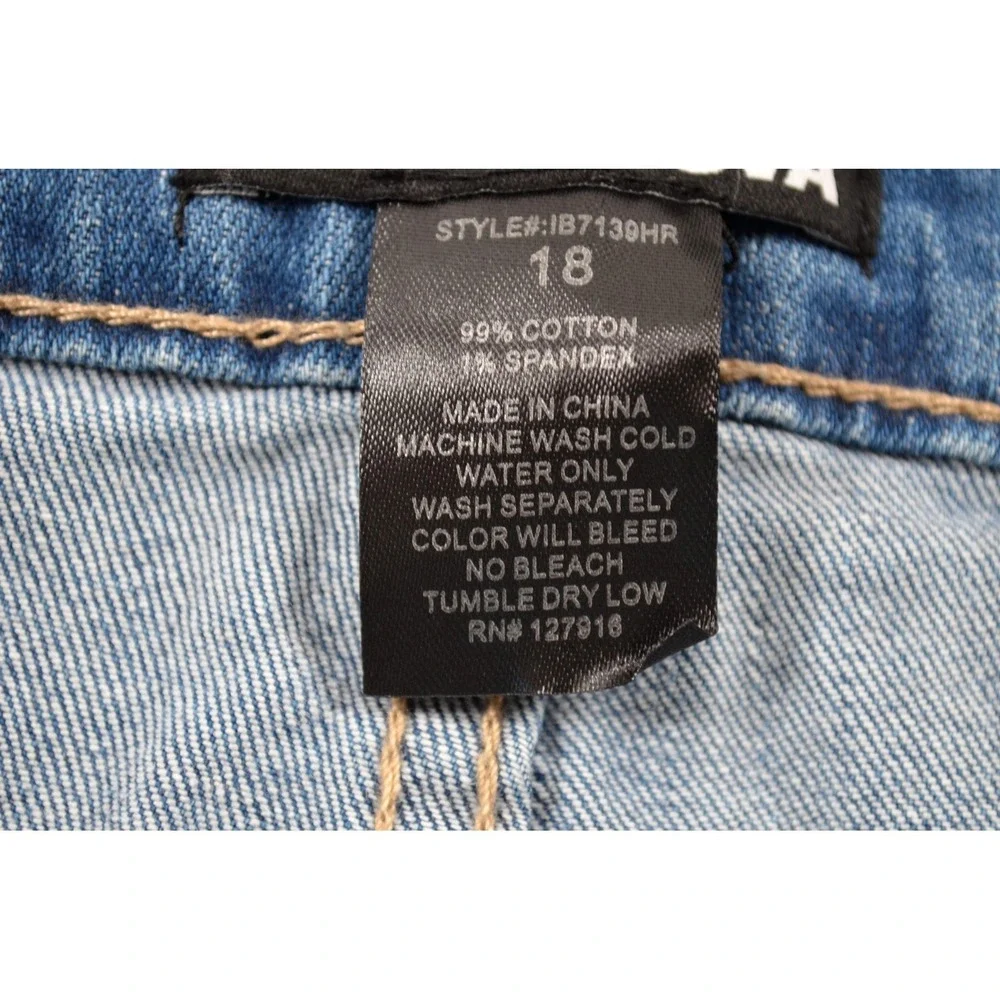 Fashion Nova Sandra Boyfriend Jeans Button Fly Womens 18 Ripped Distressed Nwt's